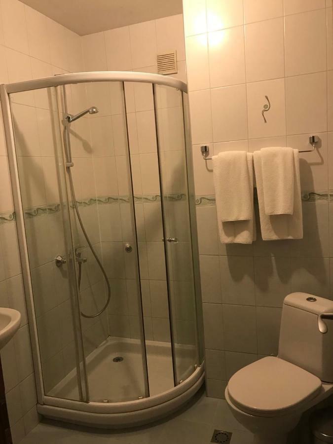 Family Hotel Odessa Sevlievo Buitenkant foto